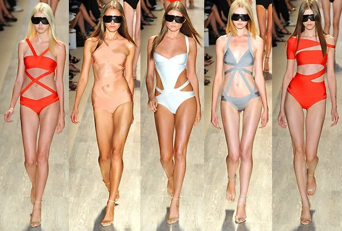 Spotlight-Light-Color-Bikini-Show