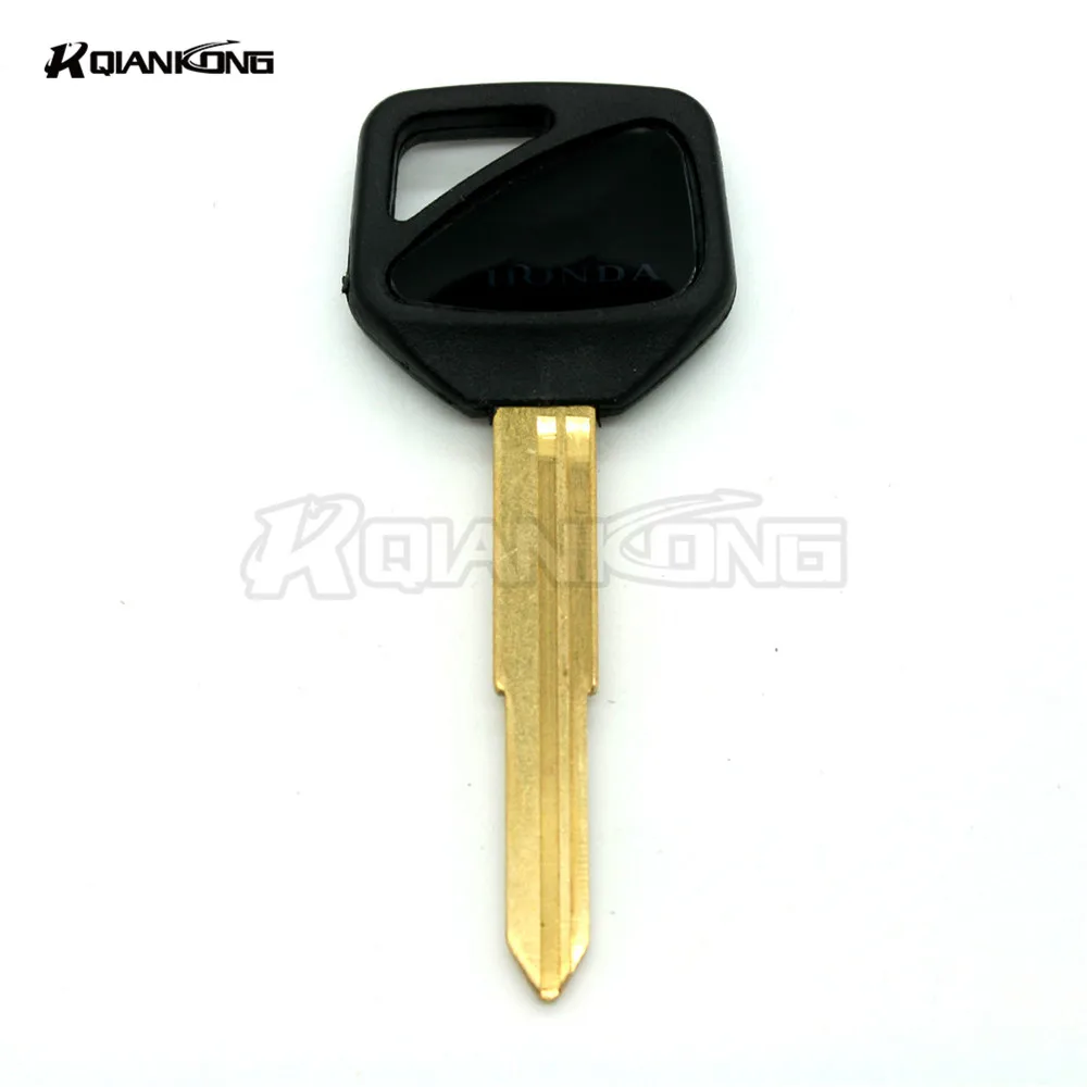 

R QIANKONG New luminescence Motorcycle keys rings Key Embryo Keyring For HONDA CBR600RR F5 CB400 VTEC 1 2 3 4 CB1300 Hornet 600
