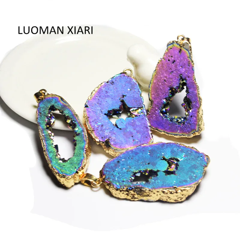 

Wholesale Natural Unique Drusy Crystal Change Color Golden Plated Irregular Geode Stone Pendant DIY Necklaces For Jewelry Making