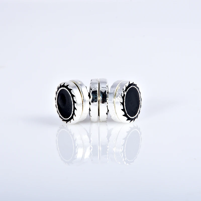 

12pcs Solid Round Magnet Brooch Random Mix Hijab Pin Inlay Hijab Scarf Buckle Simple Elegant All-match Hijab brooch