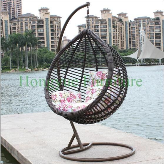 Outdoor black rattan hanging hammock chair with cushionsin Hanging