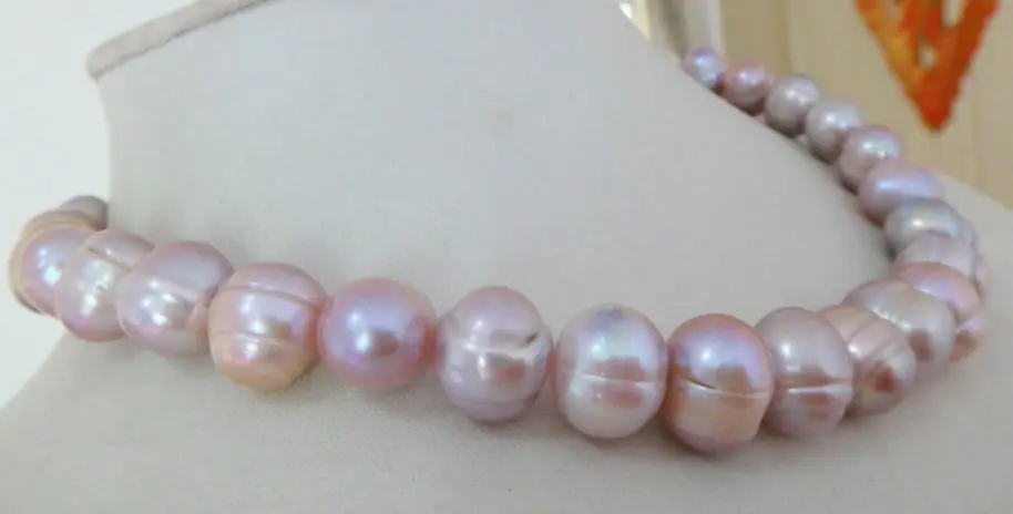 

HUGE 18"10-11MM SOUTH SEA GENUINE GOLDEN LAVENDER PEARL NECKLACE 14K (9.13)