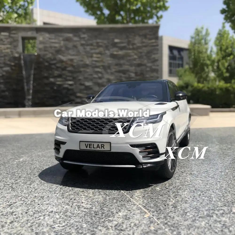 

Diecast Car Model for LCD Velar 1:18 (White) + SMALL GIFT!!!