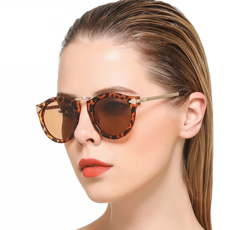 LVVKEE-2019-Luxury-Arrow-Sunglasses-Women-Gradient-Shades-Flowers-Sun-Glasses-High-Quality-Brand-Designer-UV400 (4)