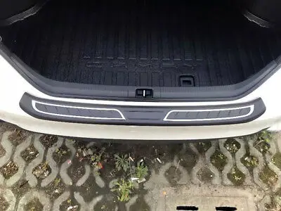 Outer Rear Bumper Protector Back Door Boot Trim 1pcs for Toyota Camry 2018 | Автомобили и мотоциклы