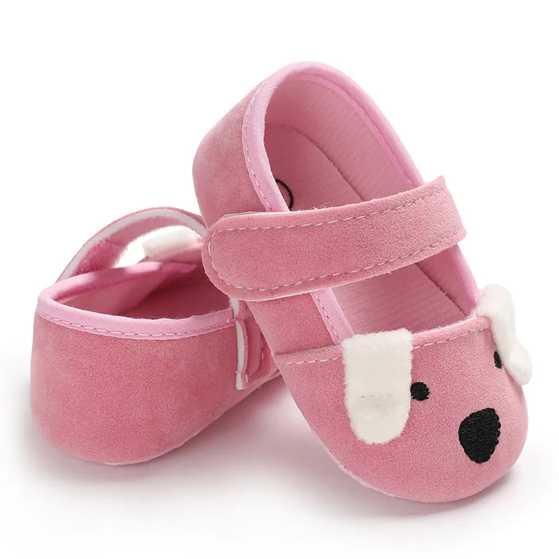 Для маленьких девочек маленькая собака обувь милые животные Стиль Детские тонкие туфли первые ходоки