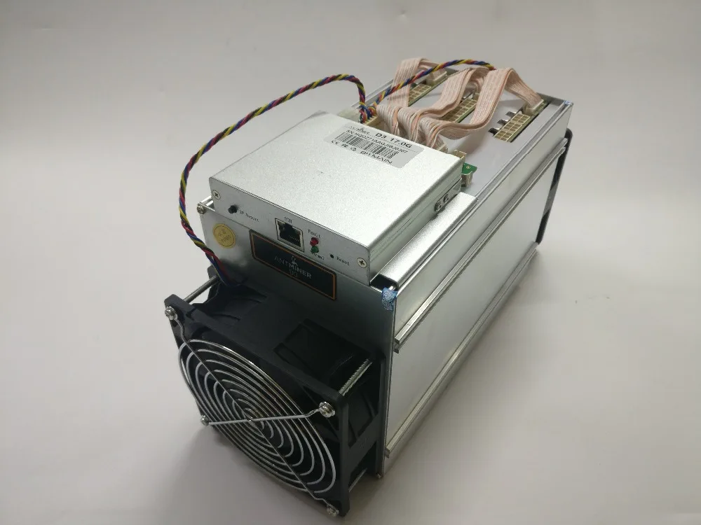Добывающая машина ANTMINER D3 17GH/s 1200 Вт на стене (без блока питания) BITMAIN X11 DASH