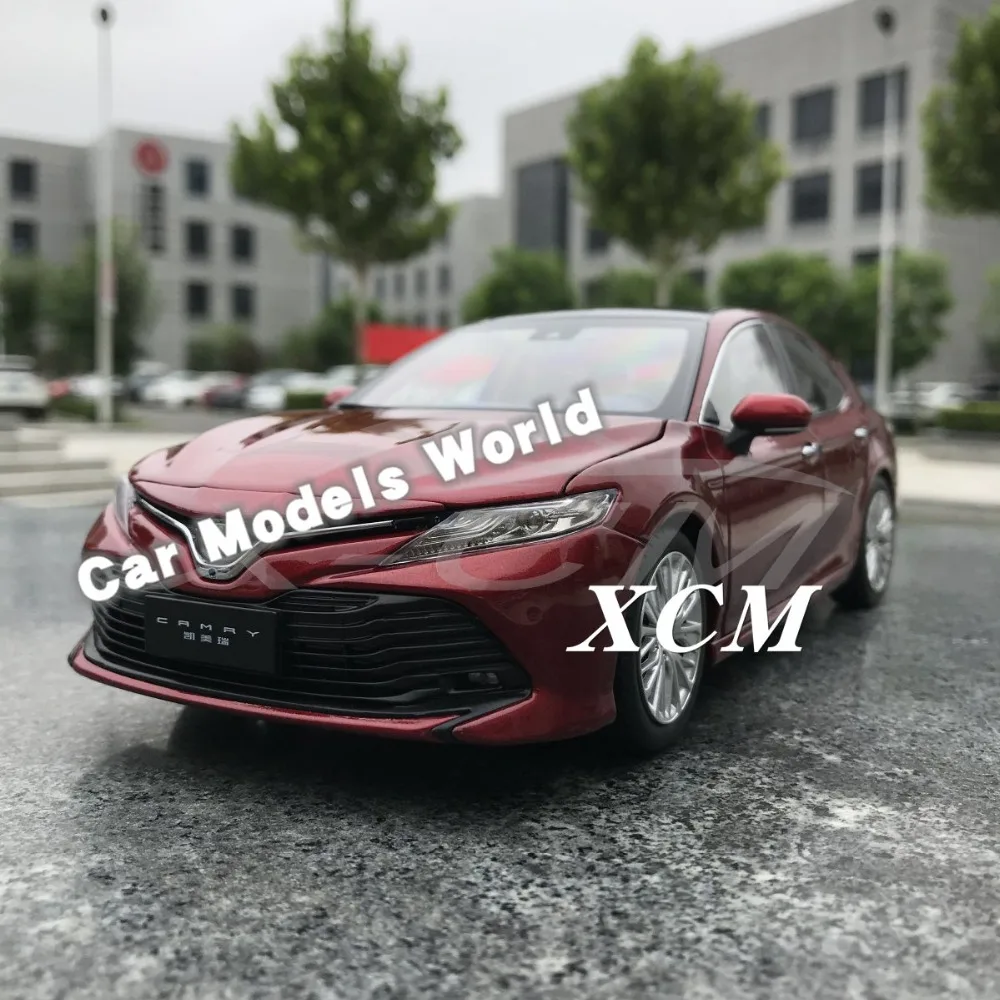

Diecast Car Model for 8th Generation Camry 2018 1:18 (Red) + SMALL GIFT!!!