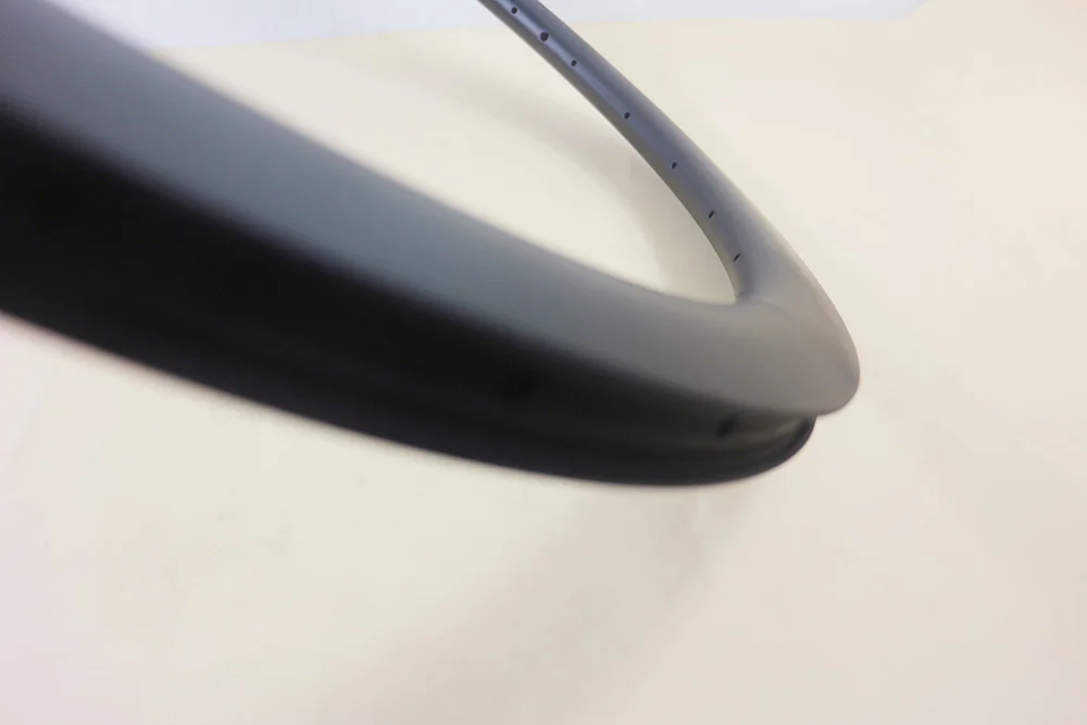 Flash Deal 45mm clincher tubeless U shape road disc brake carbon rim 700c 25mm wide 20 24 28 32 36 Holes no brake track disk bike wheel 4 Flash Deal 45mm clincher tubeless U shape road disc brake carbon rim 700c 25mm wide 20 24 28 32 36 Holes no brake track disk bike wheel 4