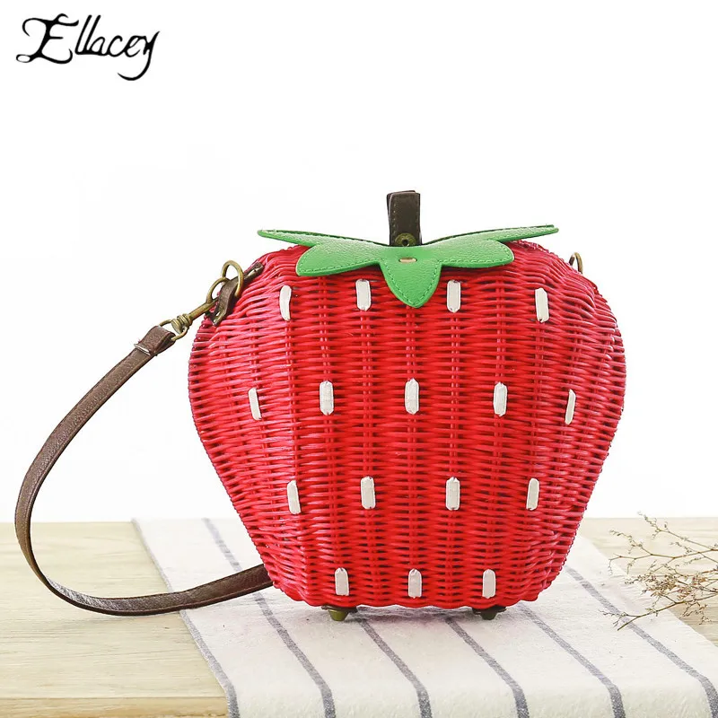 

2019 New Fashion Strawberry Straw Bag Tote Women Summer Fruit Shape Beach Handbags Handmade Vintage Woven Rattan Shoulder Bag