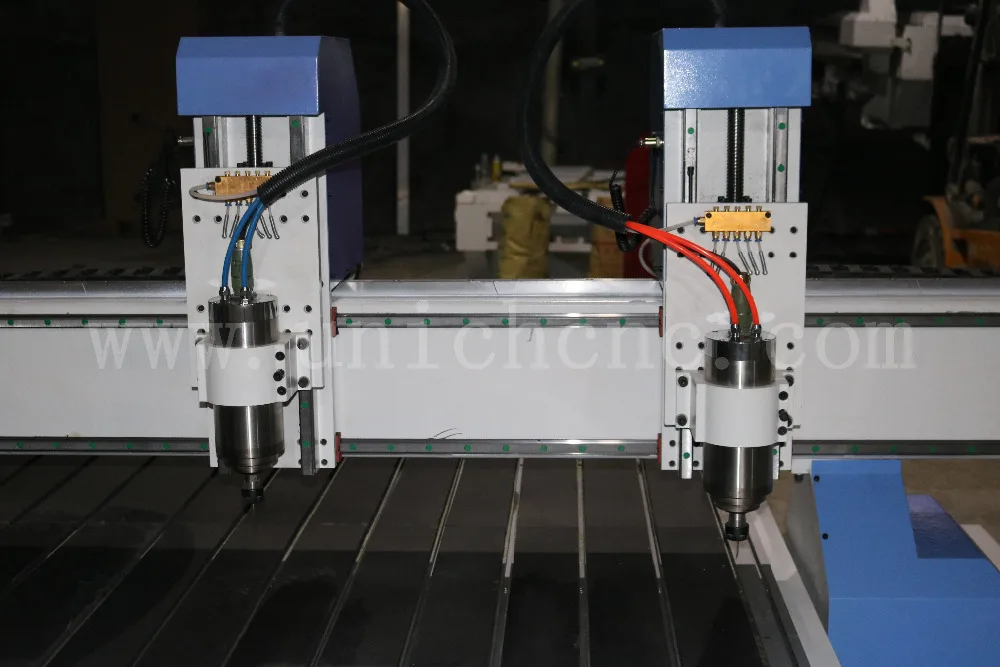 UNICHCNC 3D резьба по дереву машина 4x8 футов Cnc маршрутизатор