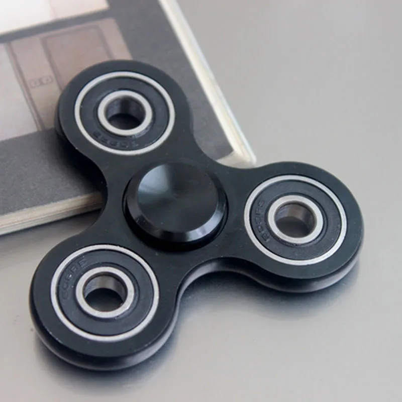 

5 Colors Anti Stress Wheel Tri-Spinner Fidget Toy Aluminum alloy Hand Spinner For Autism and ADHD Tri Spinner For Kids B0159