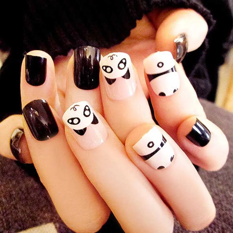 

Girls Cute Cartoon Panda Printing False Nails 24pcs DIY Short Size Nail Tips With Glue White Black Colors Full Cover Fake Nails