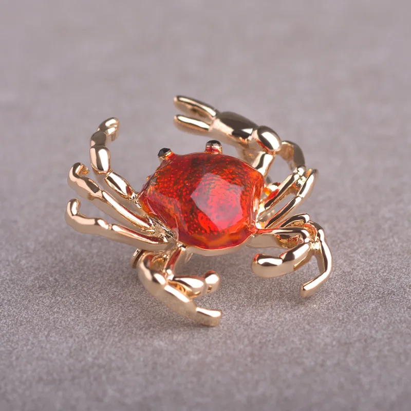 Blucome New Arrival Animal Brooch Pin Gold-color Sweater Collar Clip Bijouterie Enamel Lifelike Crabs Brooches For Women Shirt