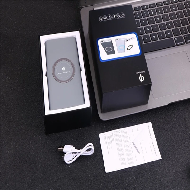 Универсальное беспроводное зарядное устройство QI 5 В/2 А портативное USB с цифровым