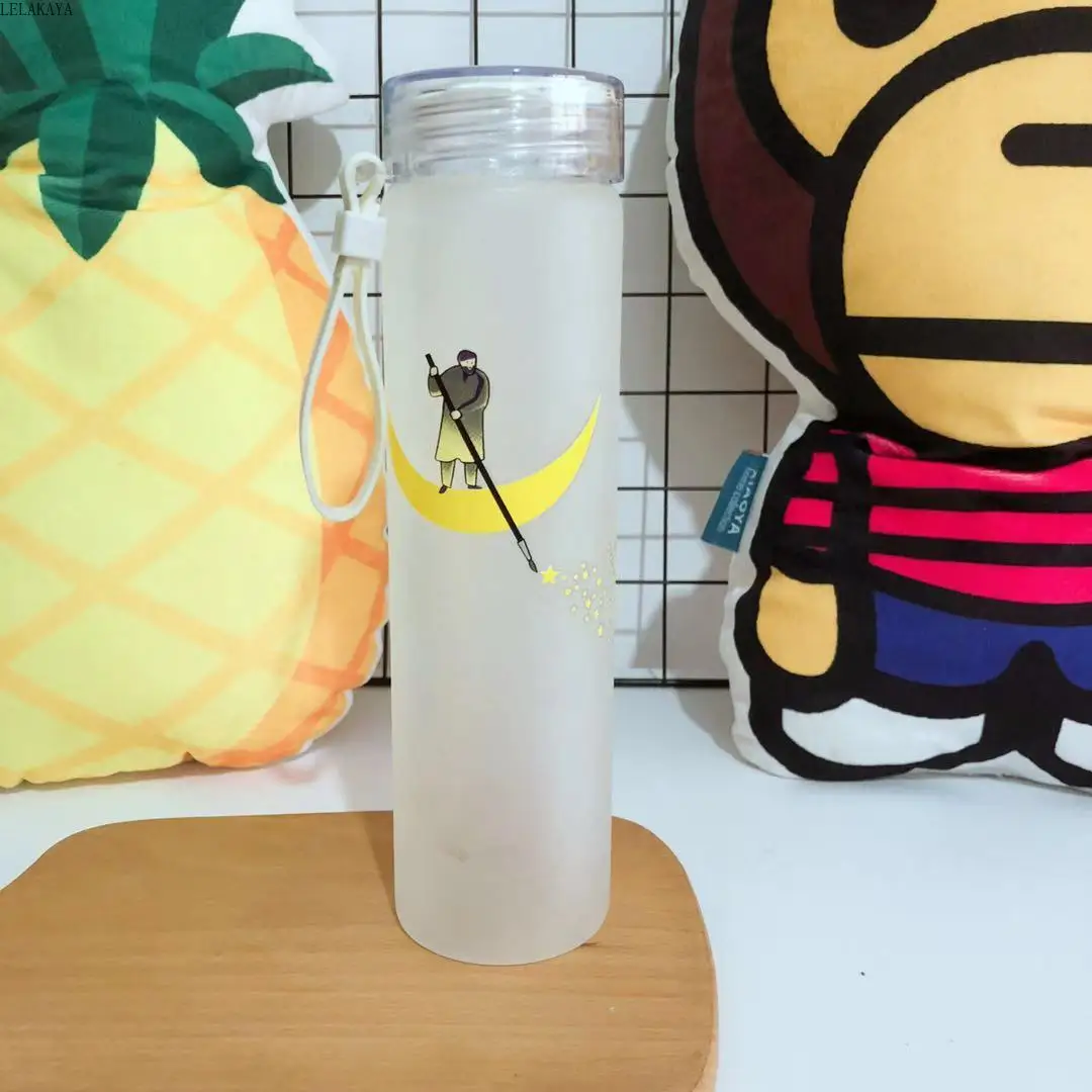 Cena 1 szt. 500ml Sailor Moon plastikowy kolorowy kubek Anime akcja drukowana postać filiżanka żaroodporna z pokrywką kubek termiczny nowość