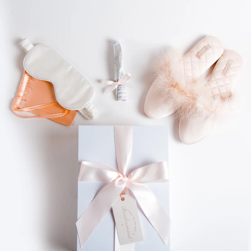 

Free Shipping 1set slippers luxury silk goggles thanks card bookmark for bride bridesmaid lady wedding birthday party favor gift