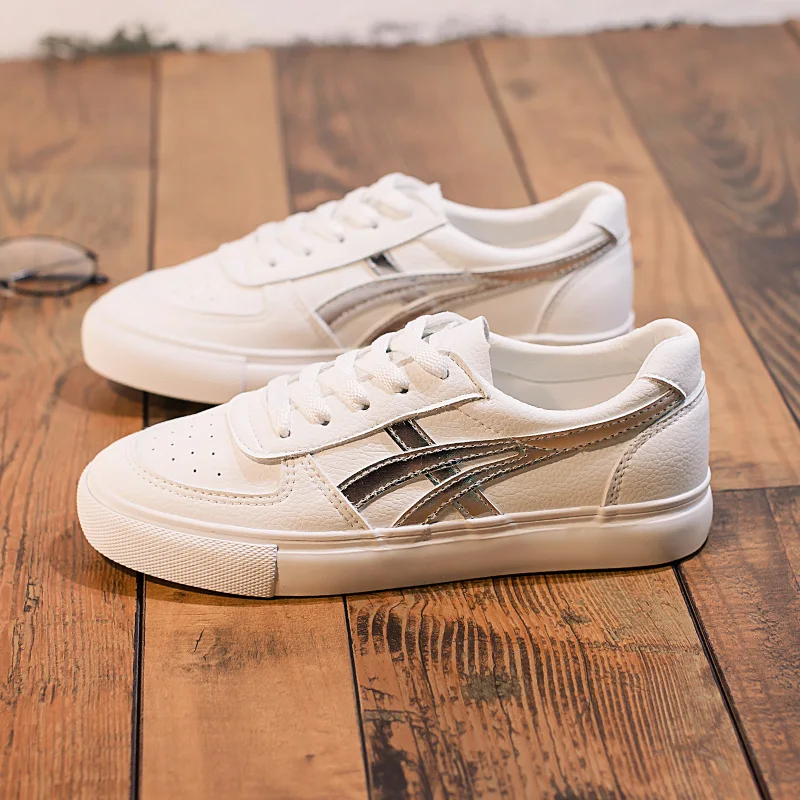 

White shoes female 2019 spring new Korean version of the wild flat bottom shoes casual summer student shoes breathable white