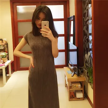 

pleated solid color pressure pleated one-piece dress women's short-sleeve slim fold dresses 3D clothing