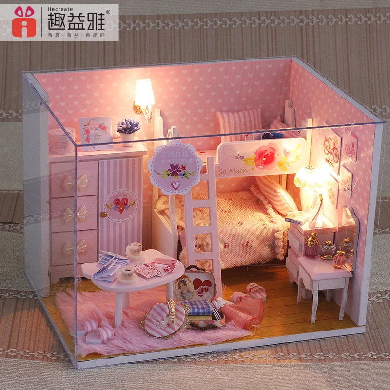 Iie خلق 3d diy بيت الدمية مصغرة الأثاث دمية منازل خشبية تجميع مجموعة اليدوية دمية لعب للأطفال هدية عيد Iie خلق 3d diy بيت الدمية مصغرة الأثاث دمية منازل خشبية تجميع مجموعة اليدوية دمية لعب للأطفال هدية عيد