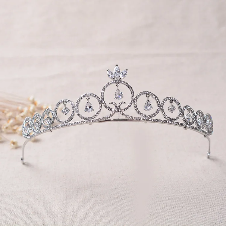 

Lindo prata Sparkling de cristal austriaco grande Diamante Crown Hairband Tiara de noiva acessorios