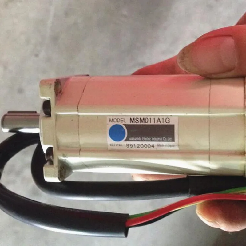

AC SERVO MOTOR MSM011A1G Used Tested Working