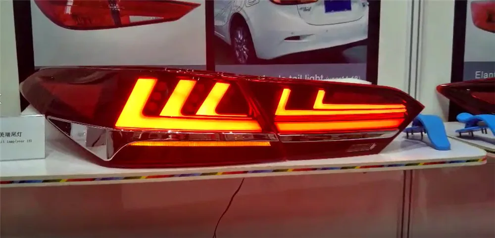 Автомобильная проблесковая 1 комплект для Toyota camry тормоз заднего хода хвост светильник светодиодный фонарь светильник хвост светильник сборки номерной знак лампа заднего вида парковки светильник - Цвет: Red Cover