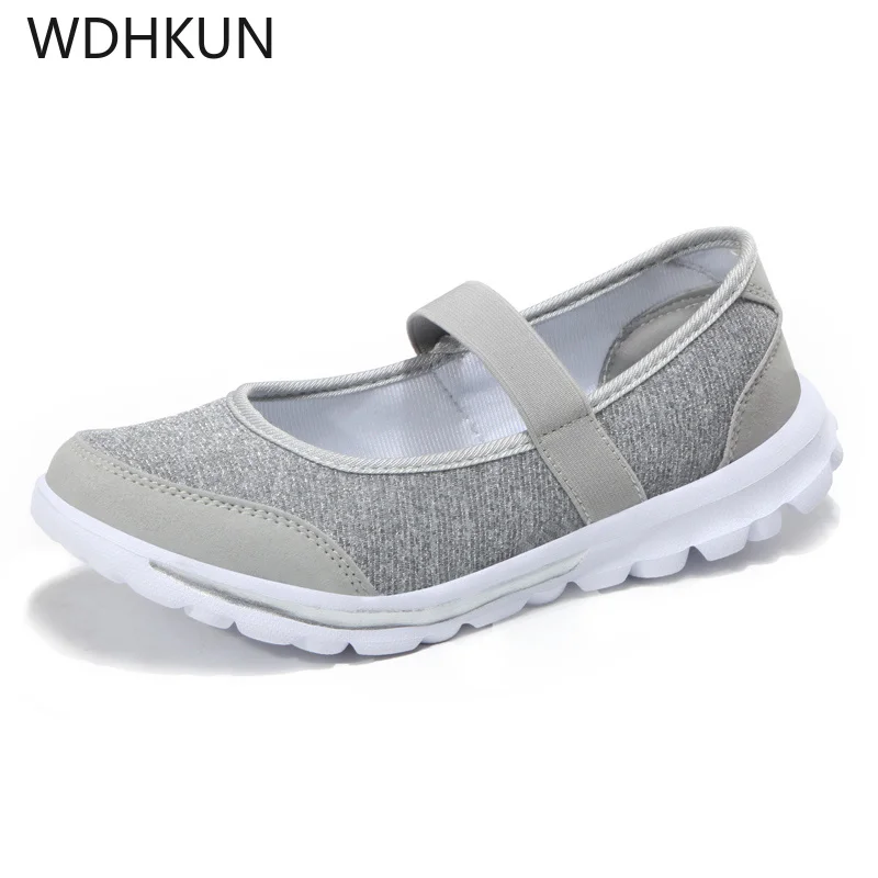 

2019 New Women Shoes Casual Flats Fashion Shoes Summer Autumn Loafers Breathable Air Mesh Mother Shoes Big Size 42 Lady Sneakers