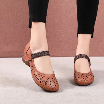 

Size 35 To 42 Soft Sole Mother's Shoes Comfortable Sandals Summer Women Hollow Out Holes Middle Heel Genuine Leather Shoes