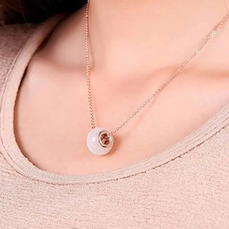 Women Easy Design Pendant Chain Necklaces New Arrive Fashion Round