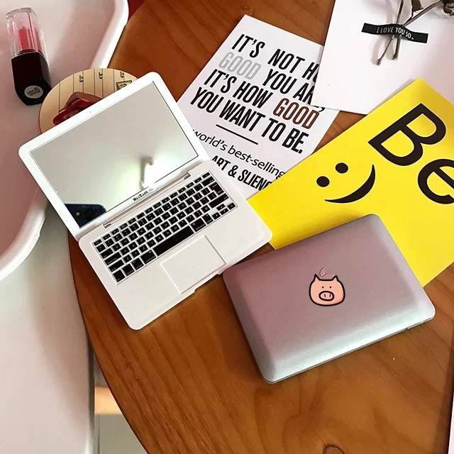 

C&Z Mischievous funny fake laptop design mirror computer shape mini-sized pocket mirror handheld toy
