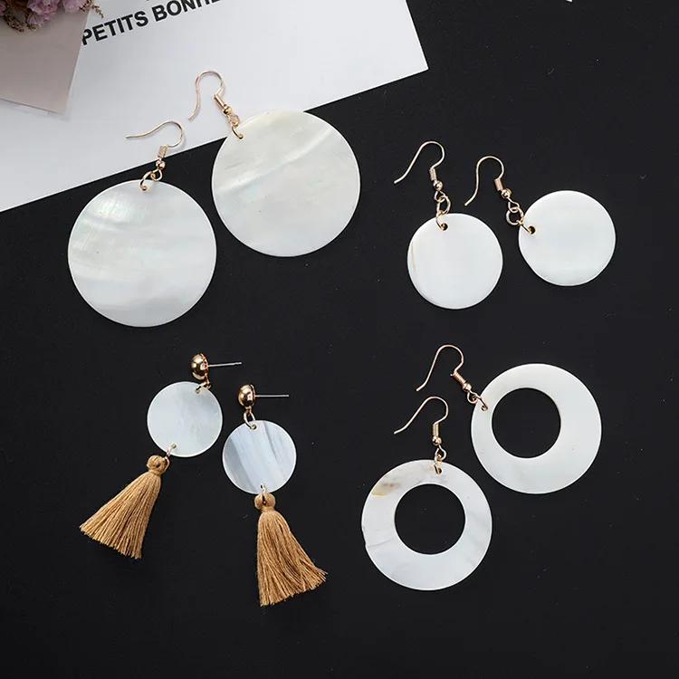 

2019 latest design brand shell disc earrings simple earrings for women.