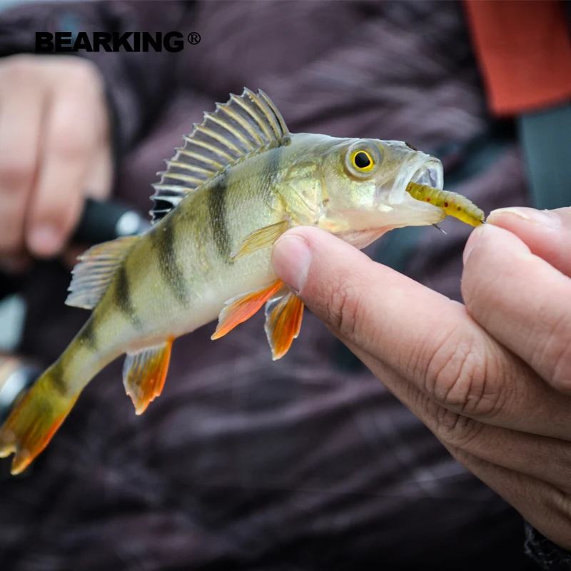 BEARKING 50 шт за лот Рыбалка Мягкая приманка червь крючки с высоким содержанием