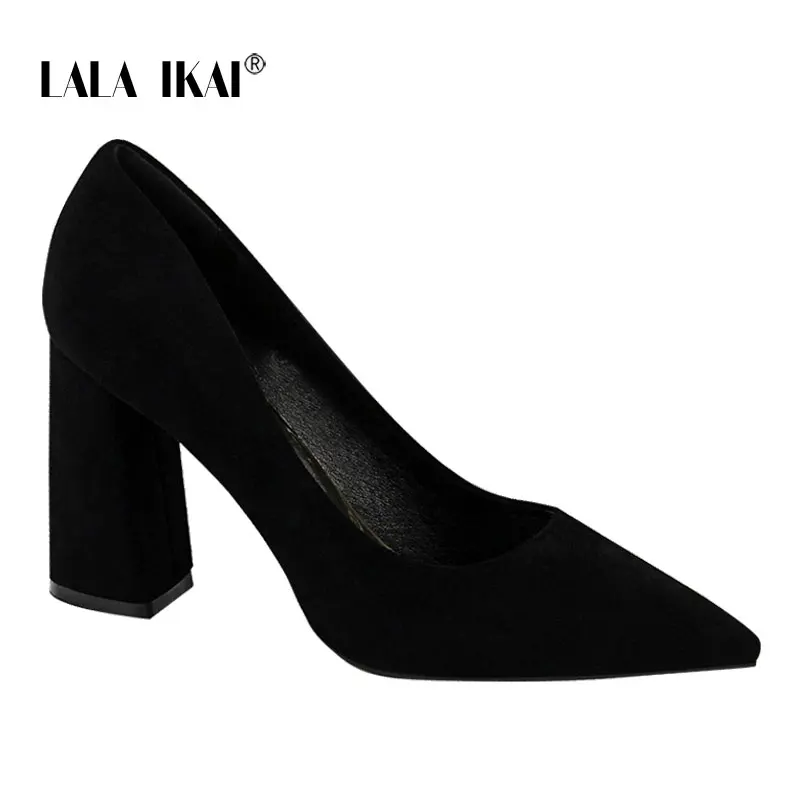 LALA IKAI/женские босоножки из искусственной кожи; замшевые однотонные туфли-лодочки; Классические босоножки без шнуровки на высоком каблуке; женская модная обувь; 014C1237-4 - Цвет: Black