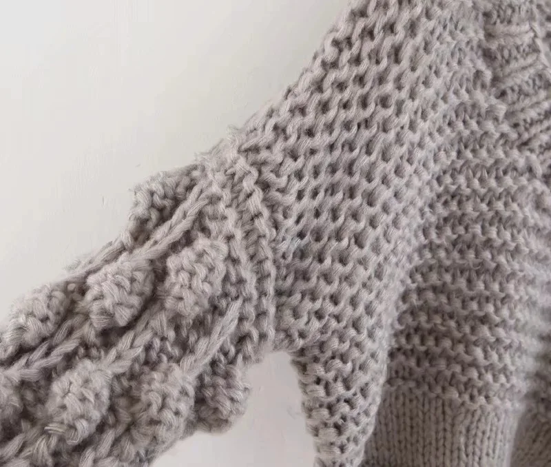 Зимний женский свитер ручной вязки с помпонами и v-образным вырезом, теплый мохеровый свитер с открытыми плечами, Модный женский шерстяной джемпер