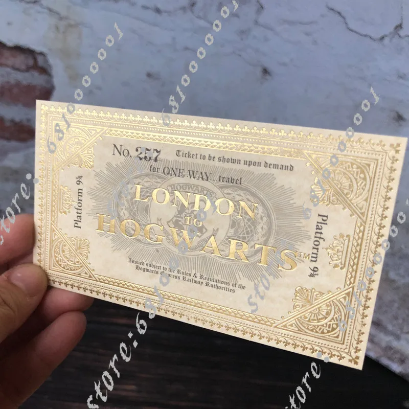 

2018 Hogwarts London Train Ticket and Knight Bus Ticket three quarters Harry Potter of the platform Ticket Sticker gifts