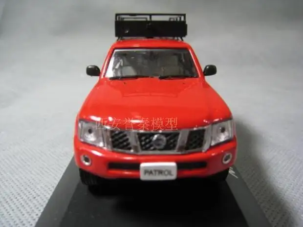 J-коллекция 1:43 Nissan Patrol сплав модель автомобиля литья под давлением металлические игрушки подарок на день рождения для детей мальчик