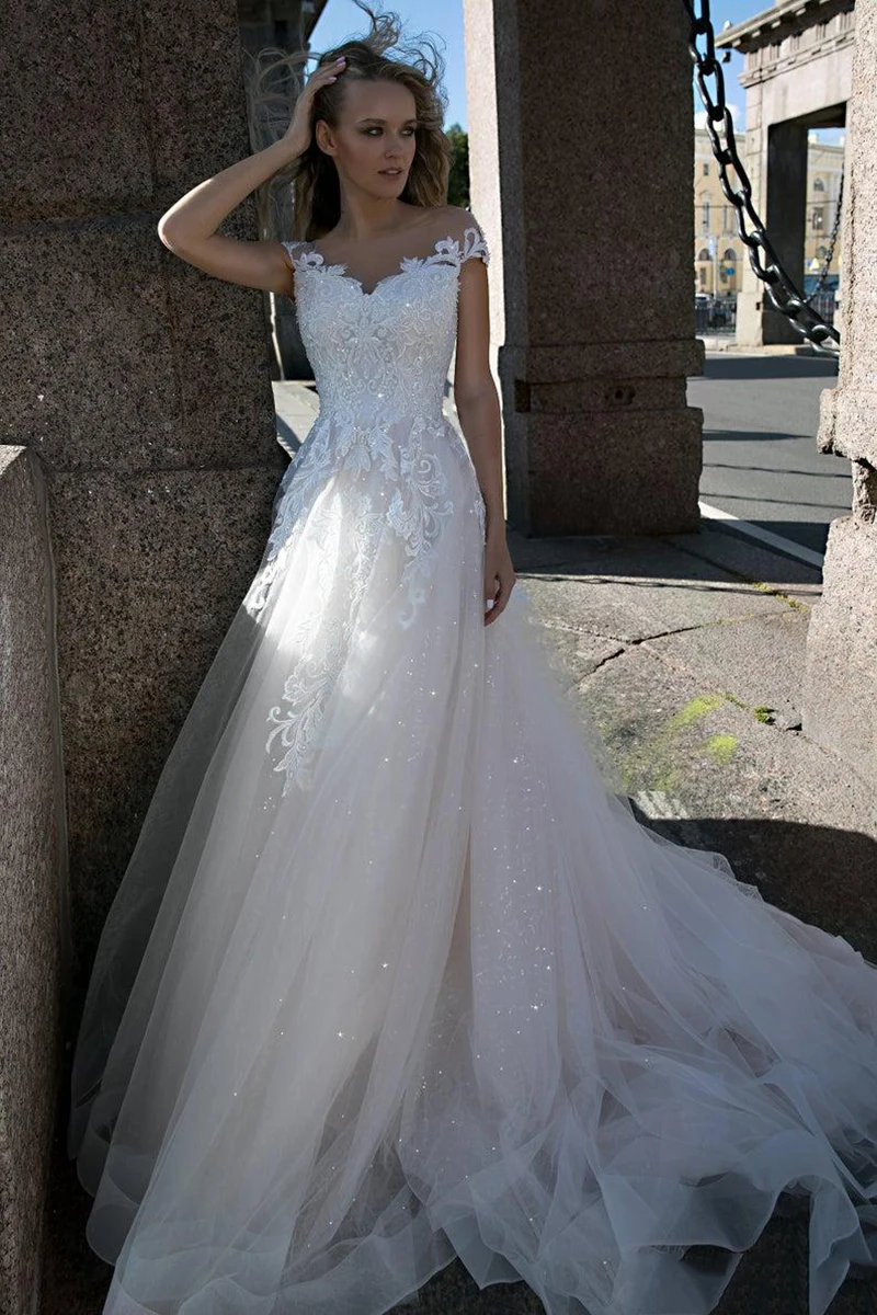 

LORIE A Line Wedding Dress 2019 Cap Sleeve Appliqued Lace Boho Bride Dress For Girl Lace Up Back Wedding Gown vestidos