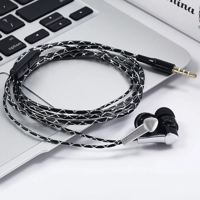 Fashion Braided Wired Earphone HiFi Stereo Super Bass Earphone Music In-ear Headset With Mic Portable Audio And Video Device