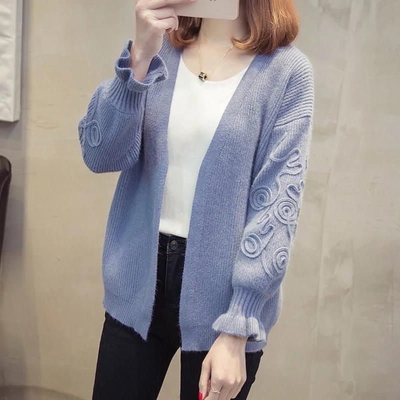 

2019 Spring Autumn Women's New Cardigan Sweater Loose Large Size Embroidery Sweater Casual Simple Warm Cardigan Sweater QQ340