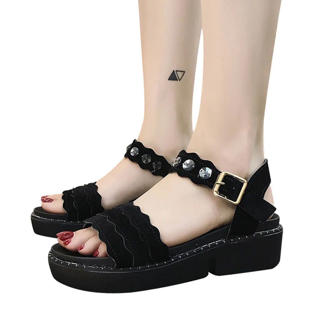 

2018 New Thick with Sandals Female Summer Round Toe Buckle Roman Shoes Solid Color Low-heeled Women Sandals