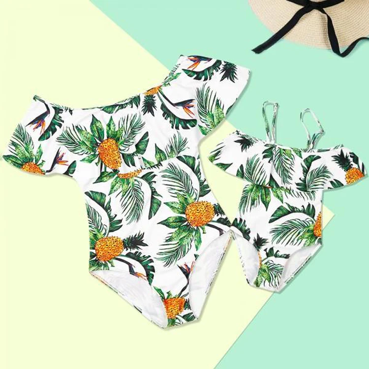 

Beach Mother and Daughter Bikini Swimsuits Mommy and Me Swimwear Family Matching Clothes Look Mom Mum Baby Girls Dresses Outfits
