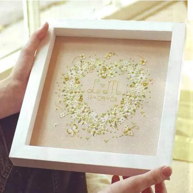 

New unfinished Cross Stitch /Cross Stitch Embroidery/ Green heart fine
