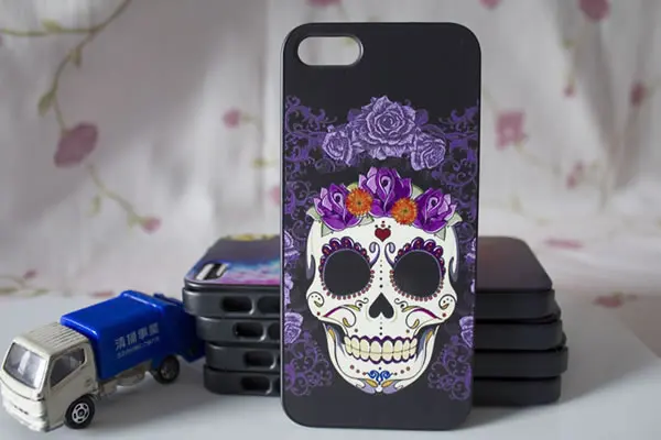 luxury skull style color drawing emboss back housing for iphone5 apple iphone 5 5S cool case new arrival cover handsome bfc ola |