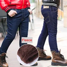 Джинсы для мальчиков зимние плотные теплые джинсовые штаны детские однотонные хлопковые флисовые брюки Одежда для детей джинсы с эластичной резинкой на талии для детей возрастом 4, 6, 8, 10 лет