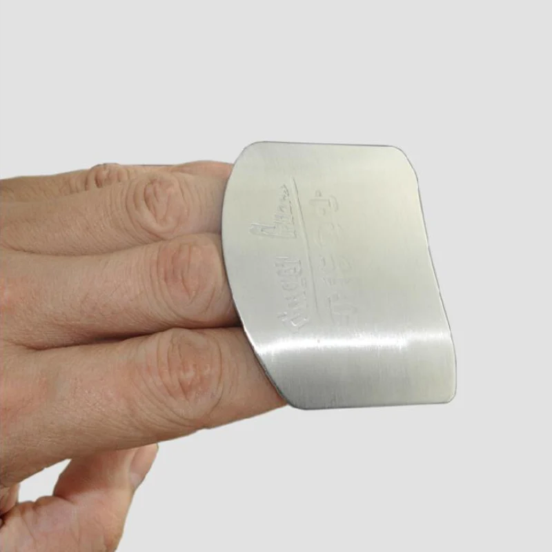 Top-quality-Free-shipping-Kitchen-Cooking-Tools-Stainless-Steel-Finger-Hand-Protector-Personalized-Design-Chop-Safe (3)