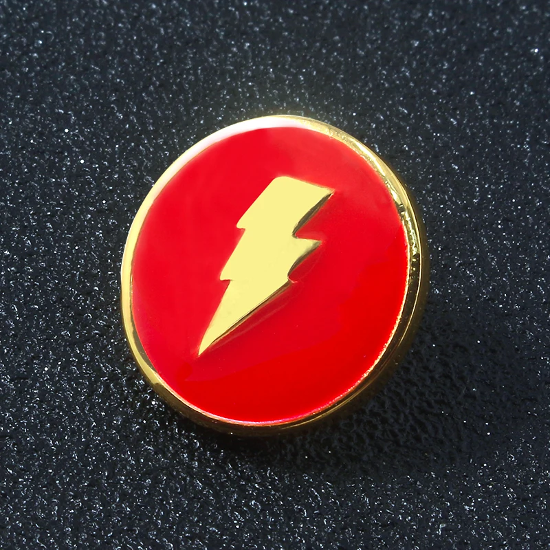 

Captain Marvel Shazam Brooches Pins Avenger Endgame Billy Batson Cloak Badg For Women Men Lapel pin Denim Shirt Gift