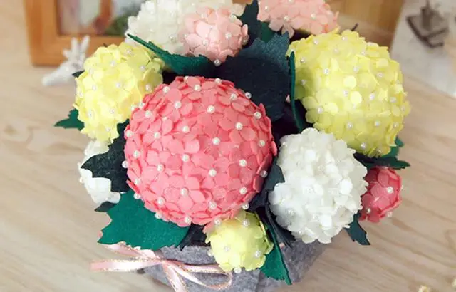 

Felt Flower Decoration Free Cutting DIY Material Package Handmade Cloth Flower For Gifts and Home Decor