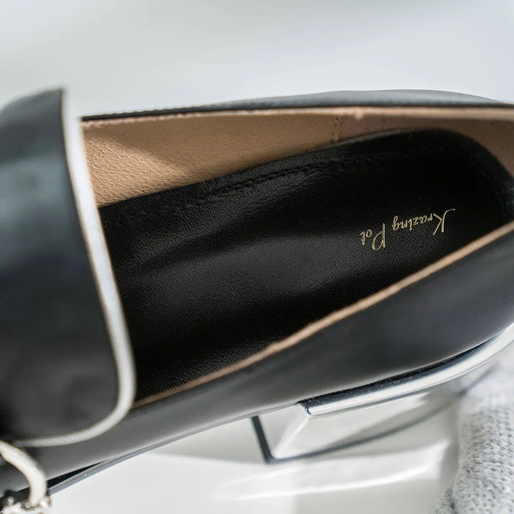 Krazing Pot/Элегантные дышащие туфли-лодочки из натуральной кожи в британском стиле с металлическим украшением на массивном среднем каблуке; слипоны с круглым носком; L45