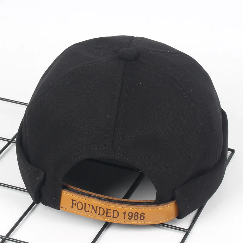 

2018 New Pattern Pure Cotton Solid Color Landlord Hat Men And Women Street Trend Ventilation Skullcap Best Sellers Letter Beret